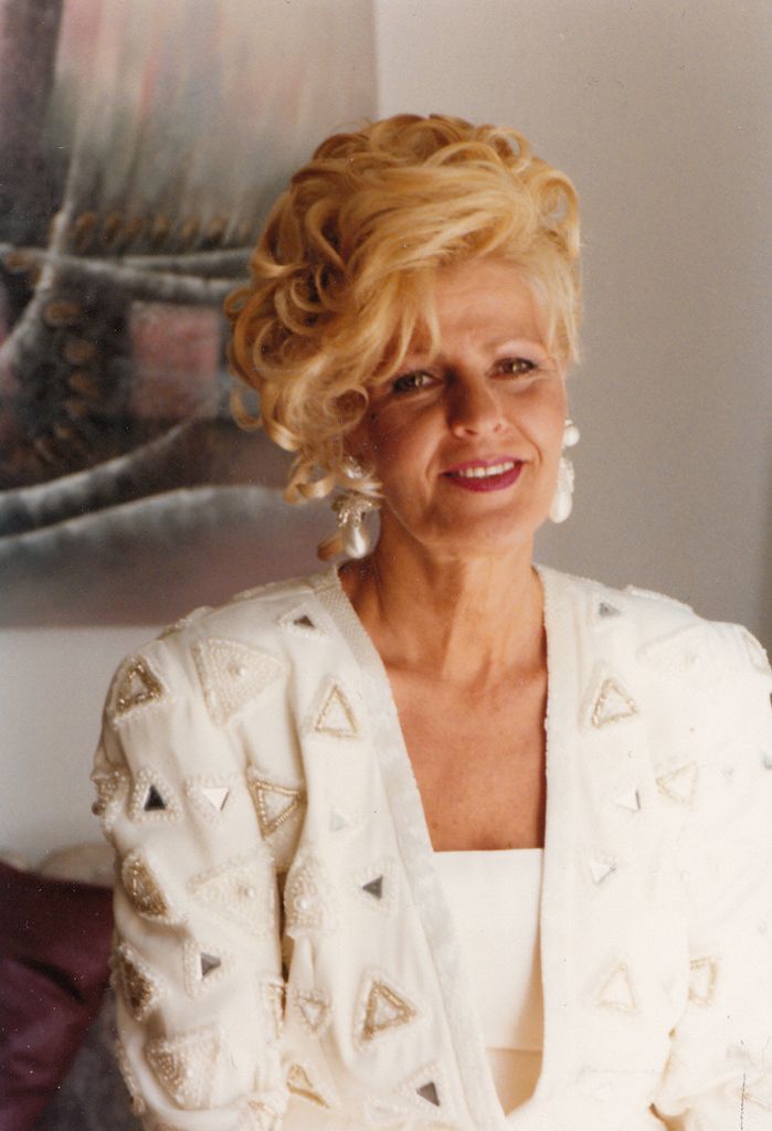 Sylvia Derosa