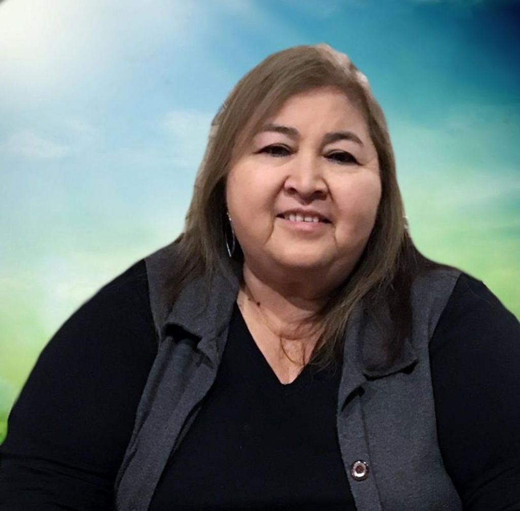 Sandy Flores Salmeron Profile Photo