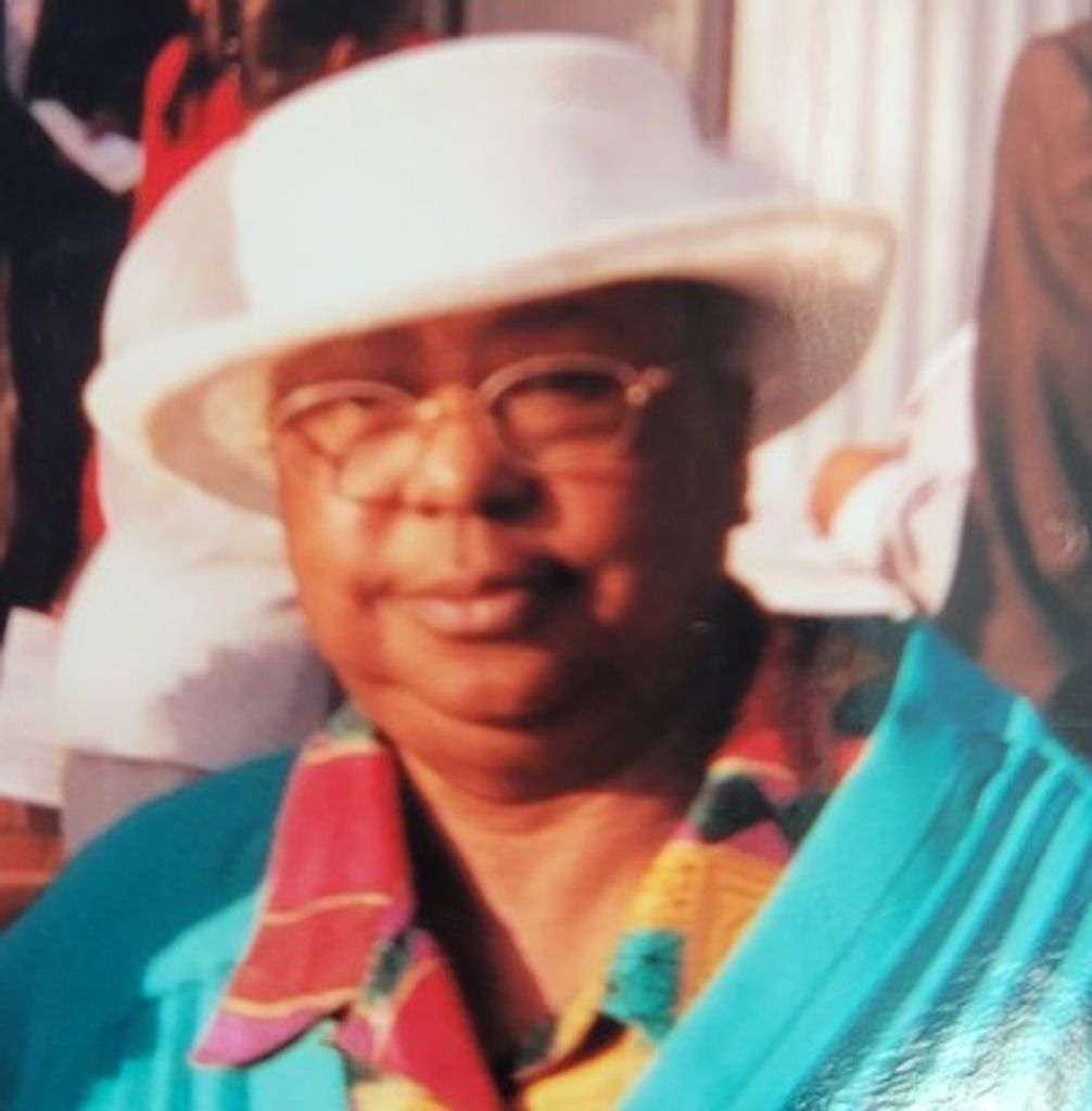 Sara Lou Batts Profile Photo