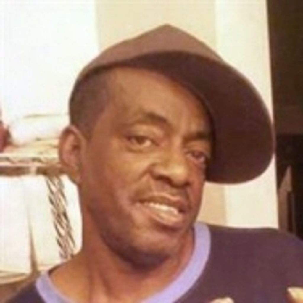 Robert Beamon  Sr.