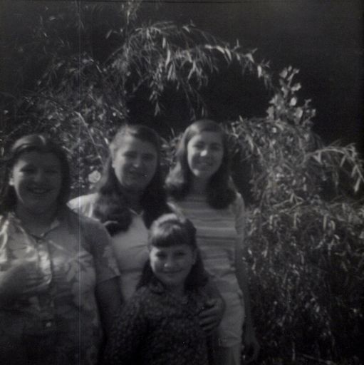 Irene Simpson photo gallery thumbnail 2 of 38