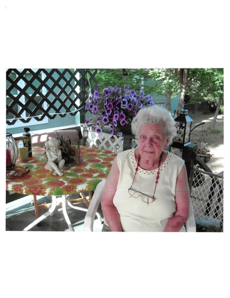 Mary Jane Olinger Profile Photo