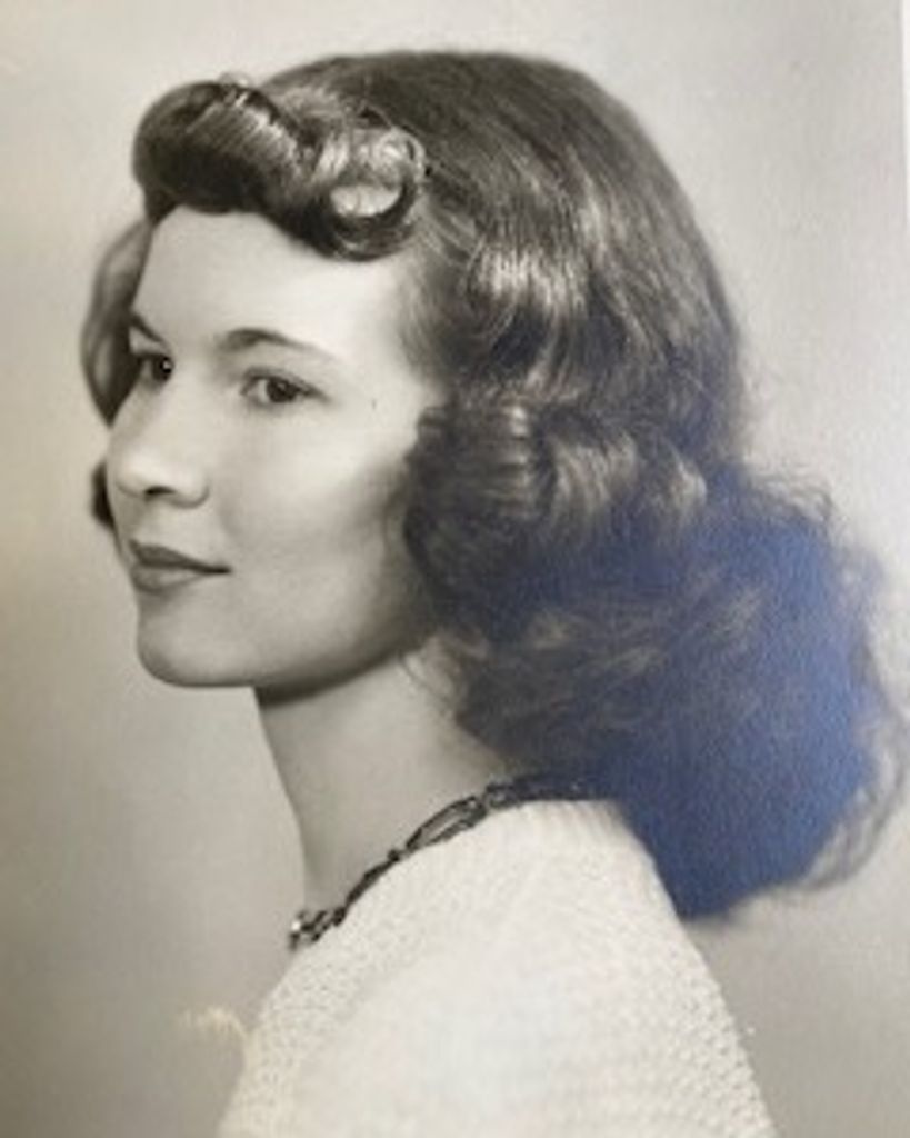 Lurodine "Deene/Deenie" Woods Olson Profile Photo