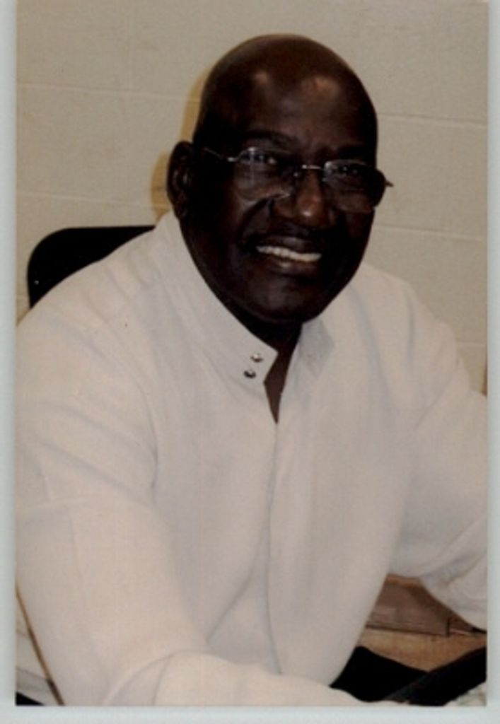 Walter J Brown Jr