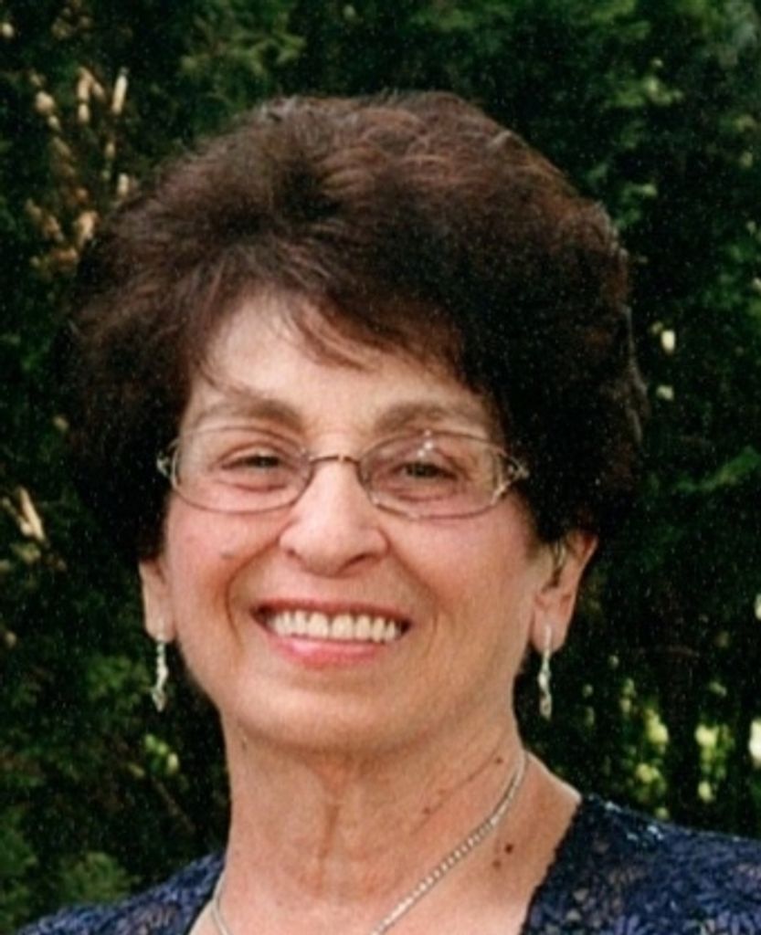 Jean Caldarella Profile Photo