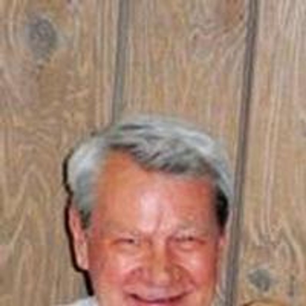 T. W. Holmstrom, Jr.