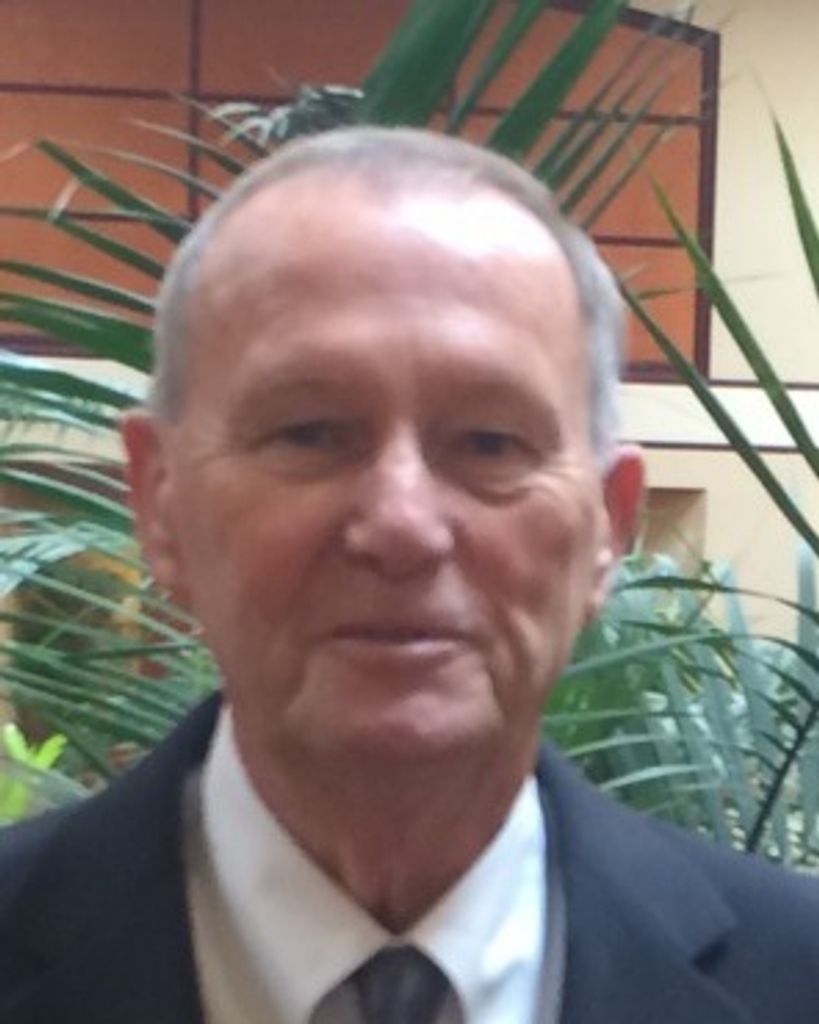 Robert E. Curran Profile Photo