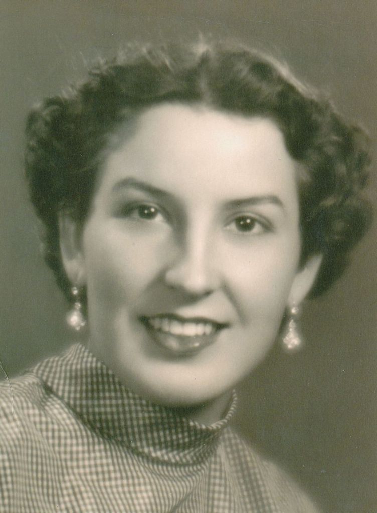 Lola Crawford
