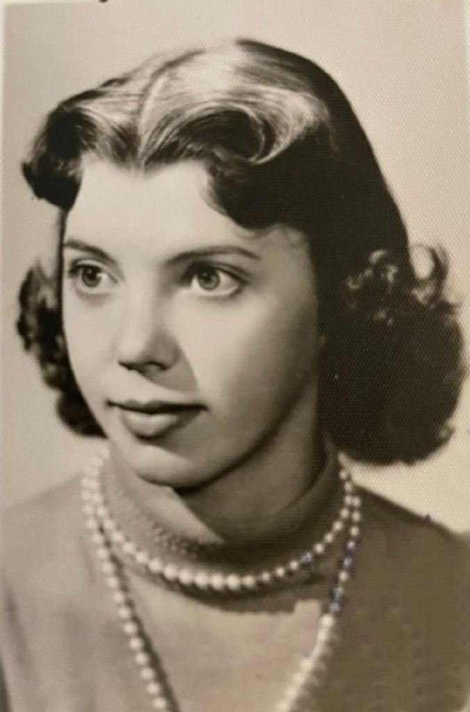 Georgia Croy Hendrix Profile Photo