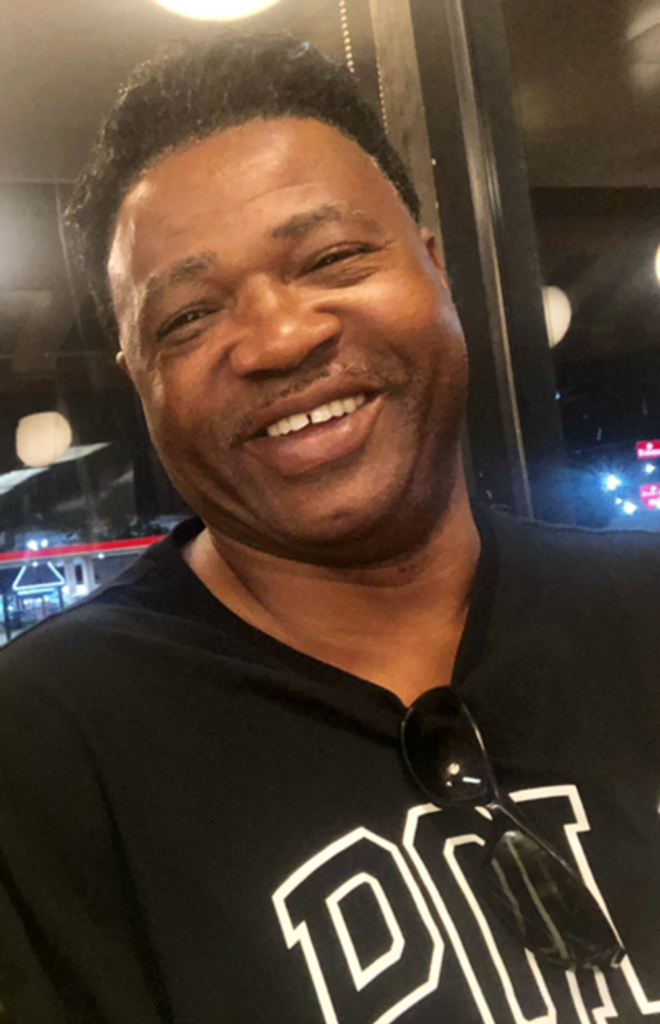 Gloyd "Charlie" Harris Profile Photo