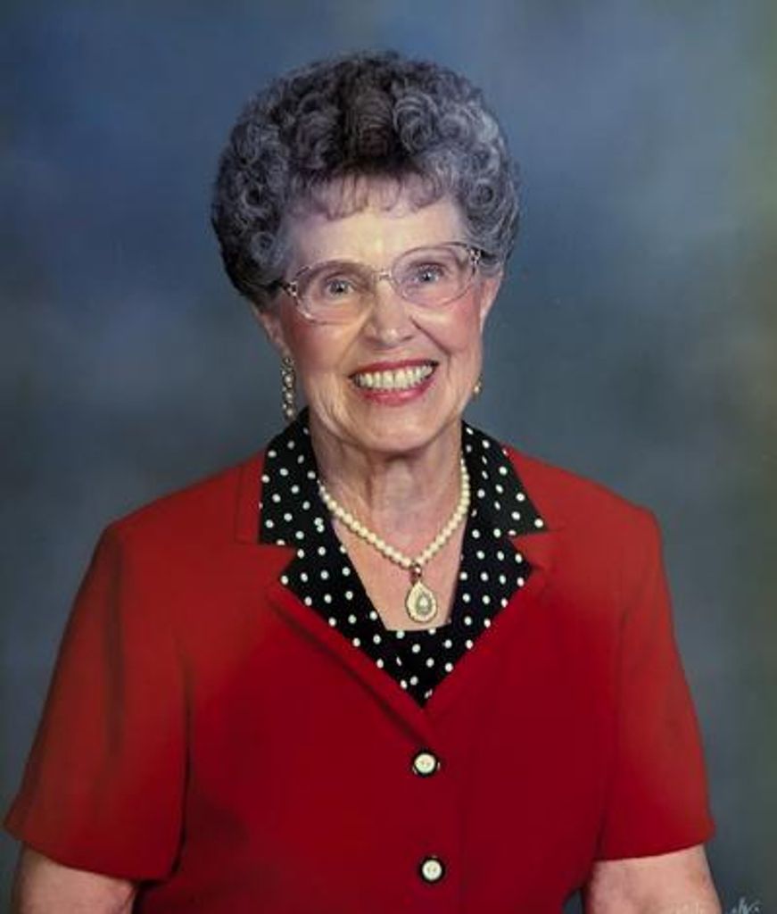Dolores Leemhuis Davis Profile Photo