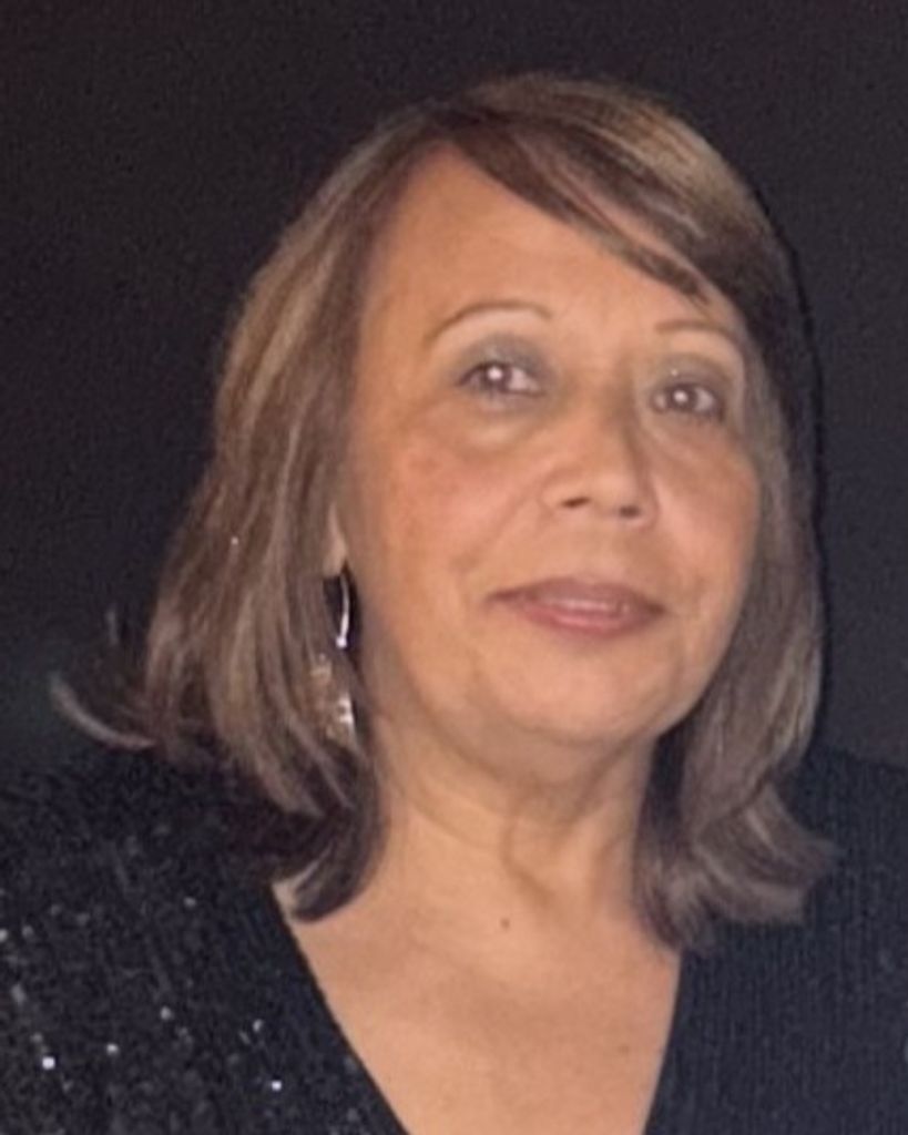 Elisa Alvarez Profile Photo