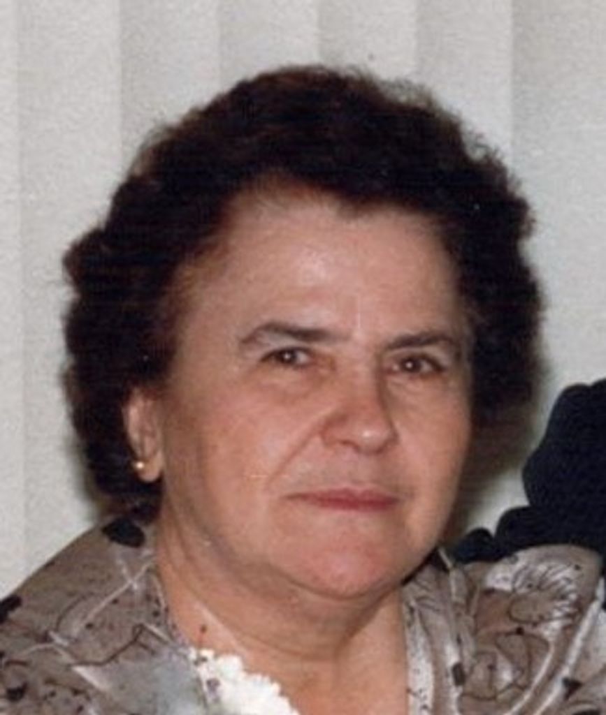 Niki Vallas Profile Photo