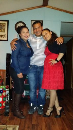Moises Exequiel Velasquez Osorio photo gallery thumbnail 98 of 237