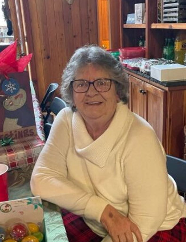 Peggy Jo (Arnold)  Wallace
