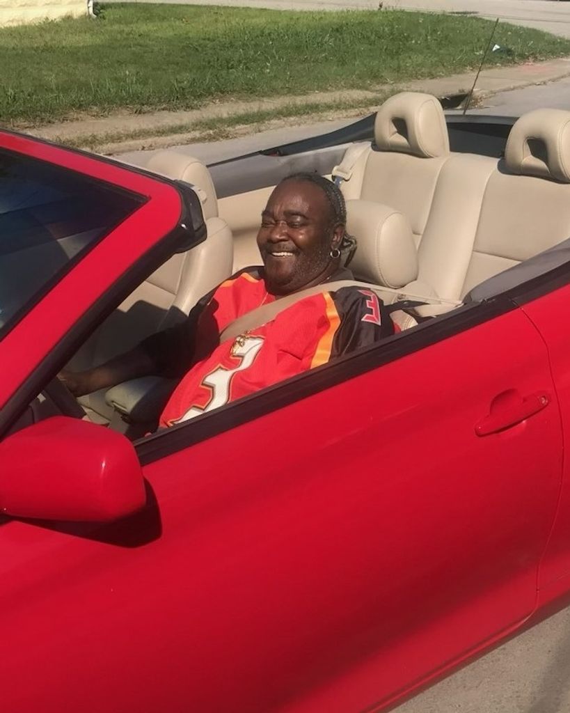 Robert Charles Strong Profile Photo