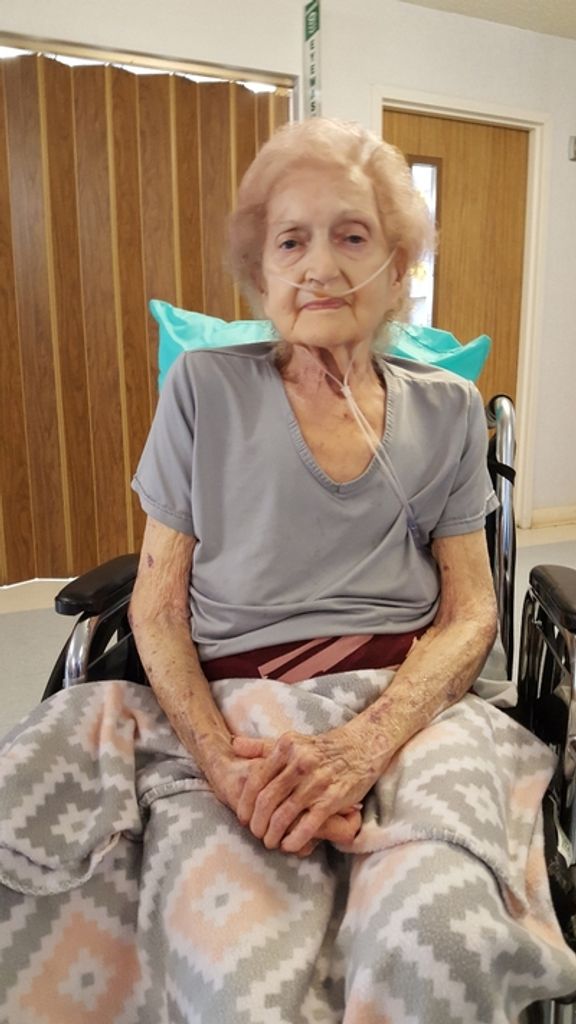 Connie Jean Pyles Profile Photo