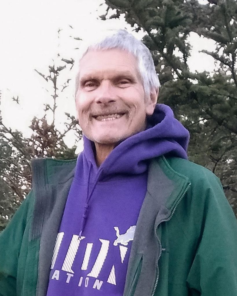 Robert Woodrow Wise Profile Photo