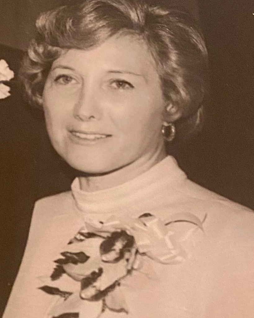 Eleanor Lozier Profile Photo