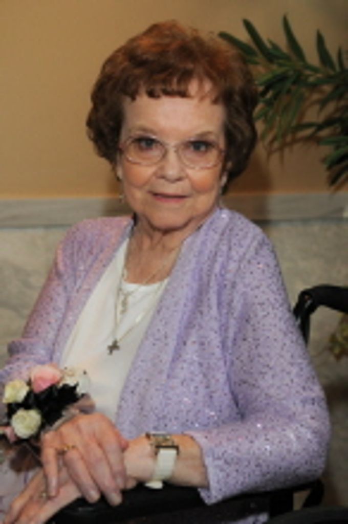 Lorraine Hughes Reynolds