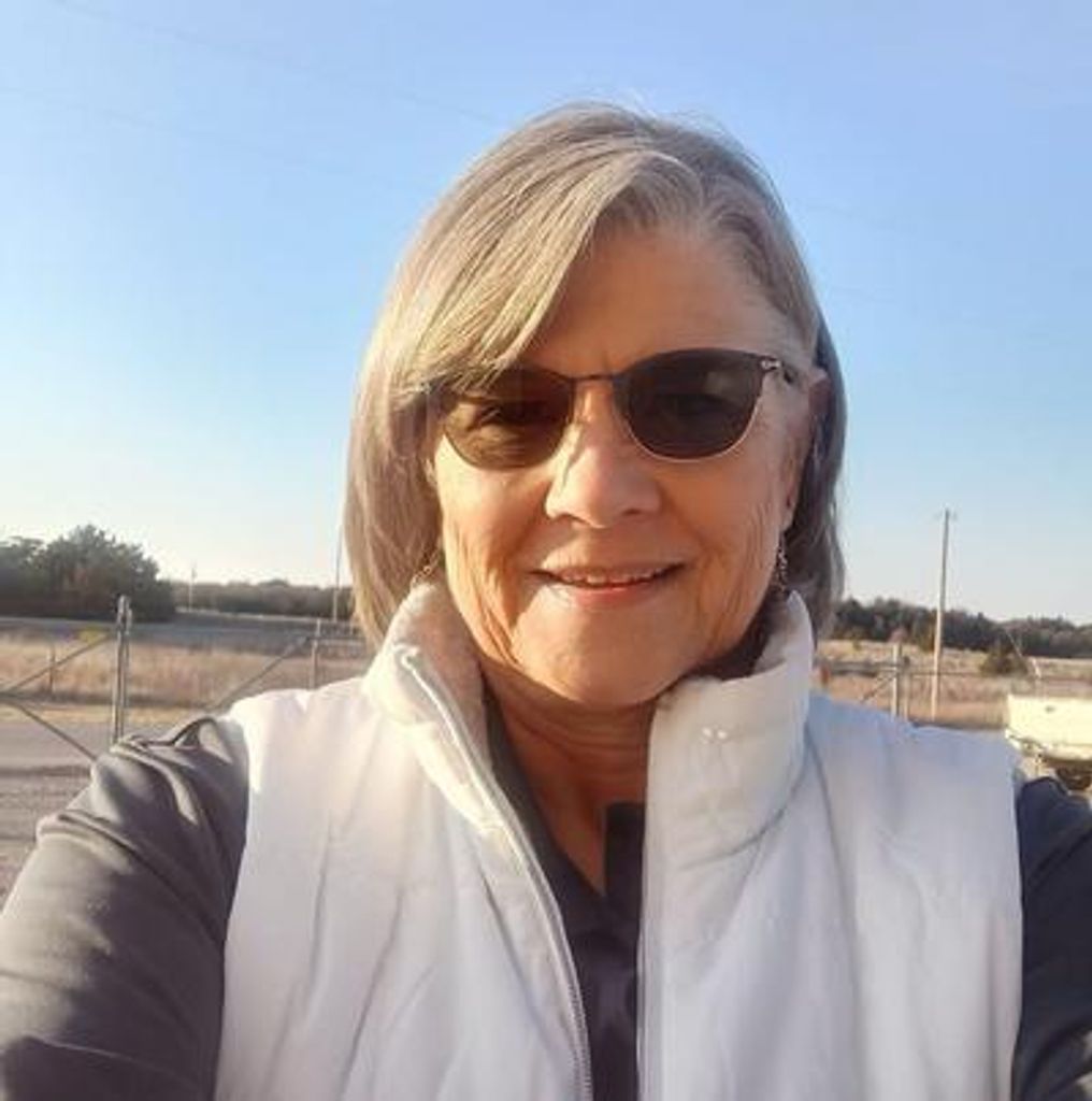 Cheryl Lynn Lohmann Profile Photo
