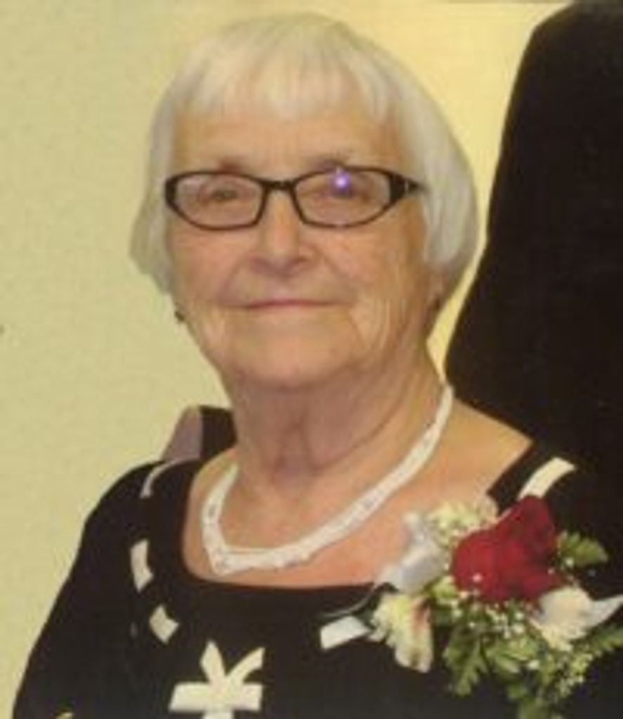 Yvonne Nazarko (Nee Keilback)