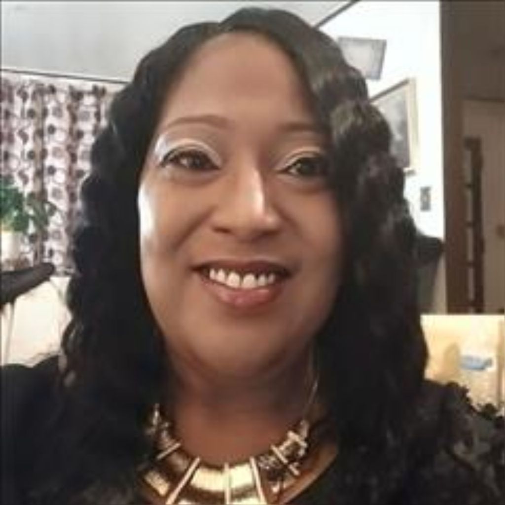 Kristal Denise Lynn Profile Photo