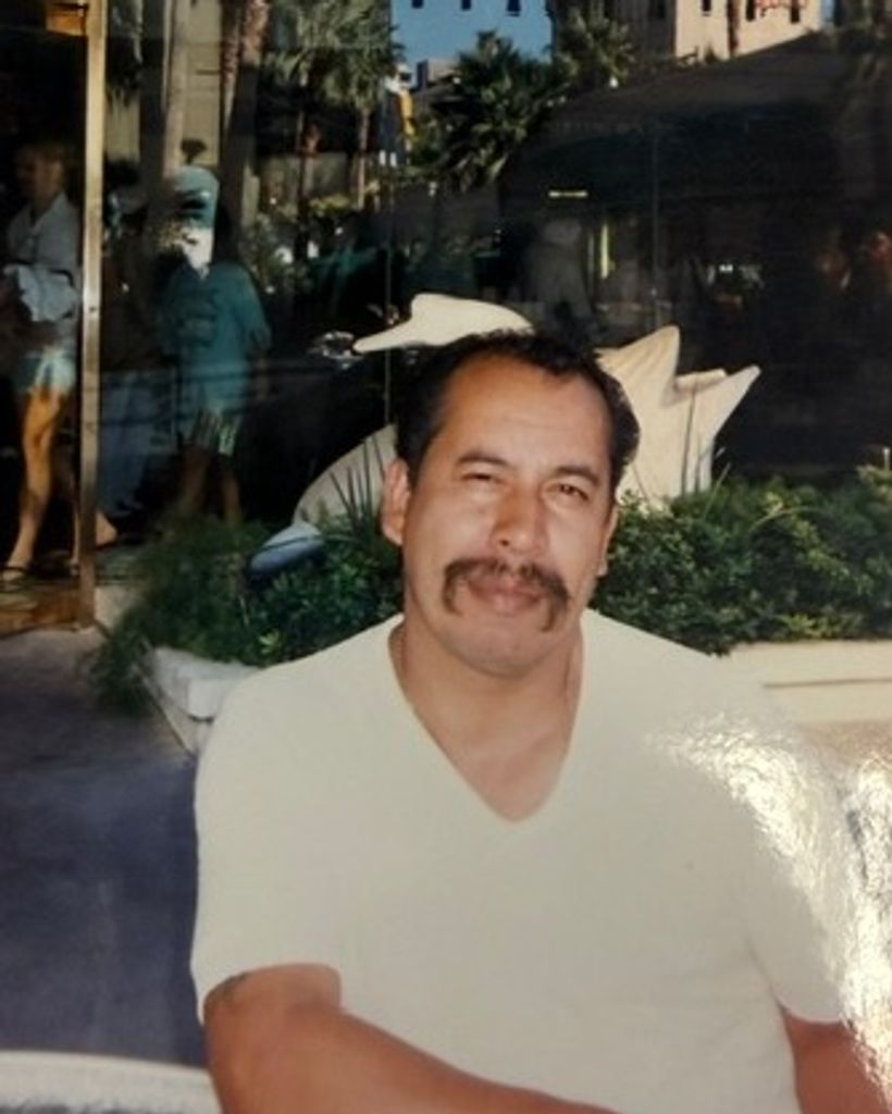 Carlos Acevedo Profile Photo