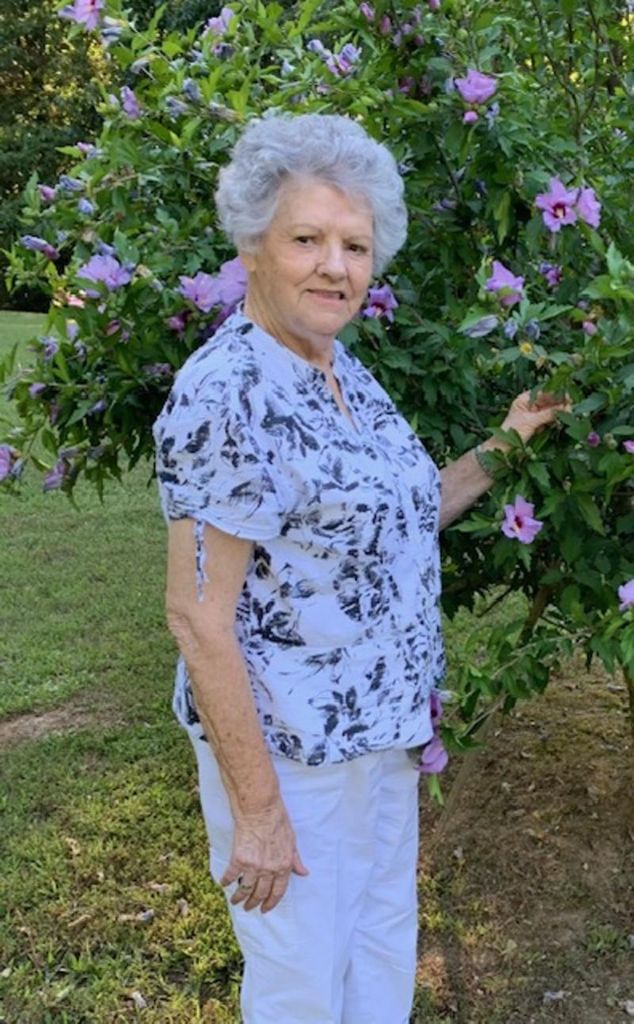 Vivian Elaine Ellard Pierce Profile Photo