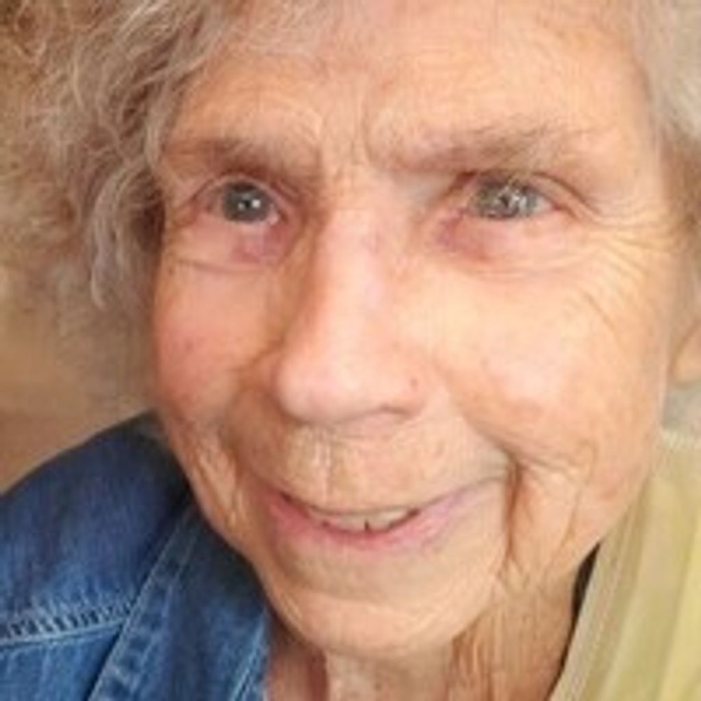 Dolores "Dee" Lorraine Love Frisbee Profile Photo
