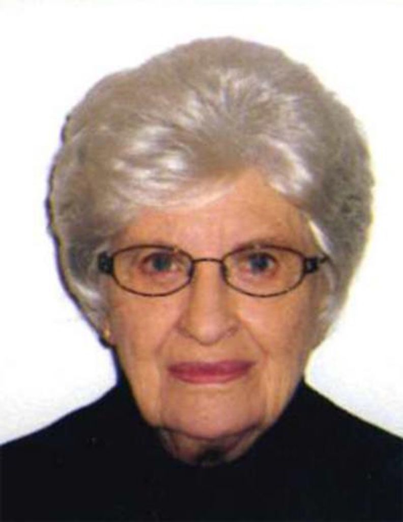 Laura Stuefer Profile Photo