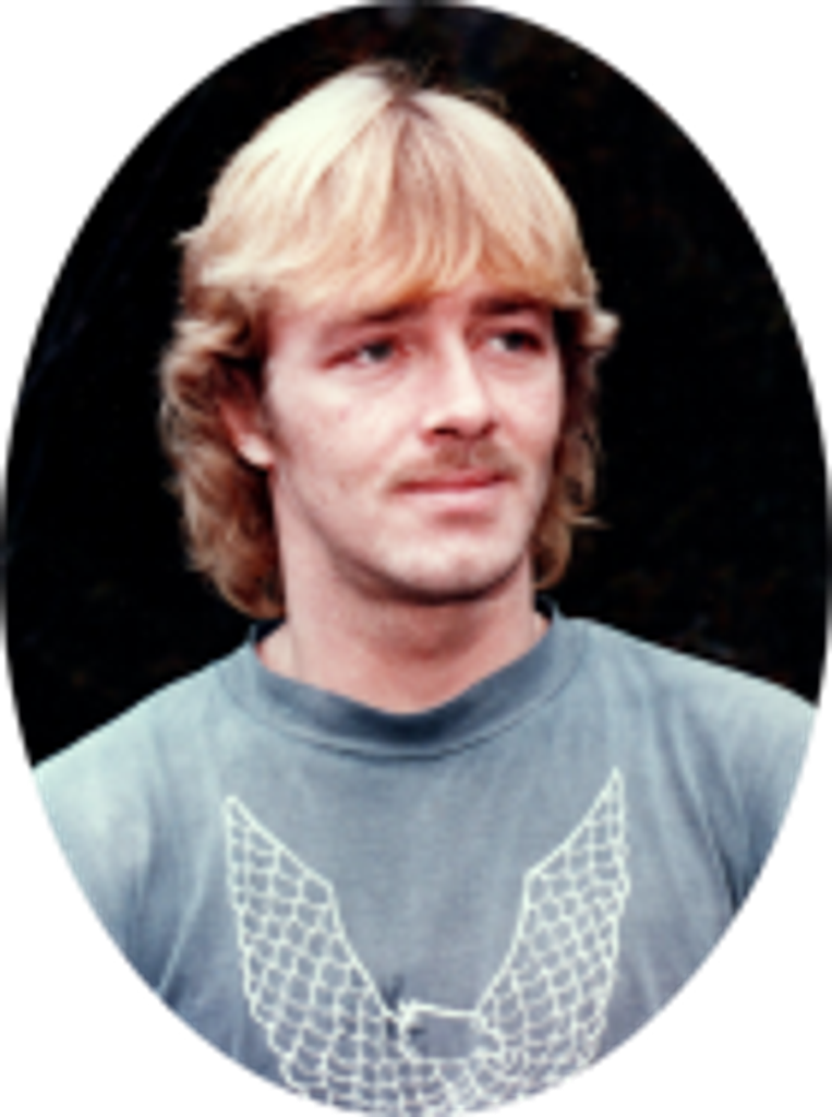 Kenneth  Ward Howell