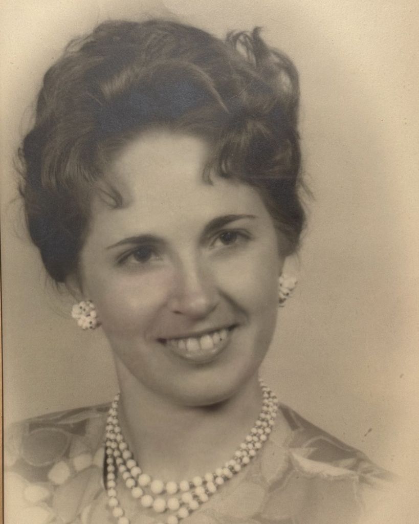 Dora Mae Hellums Profile Photo