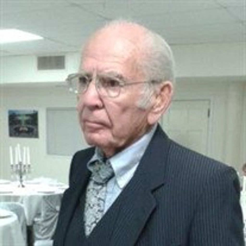 Howard Leeb