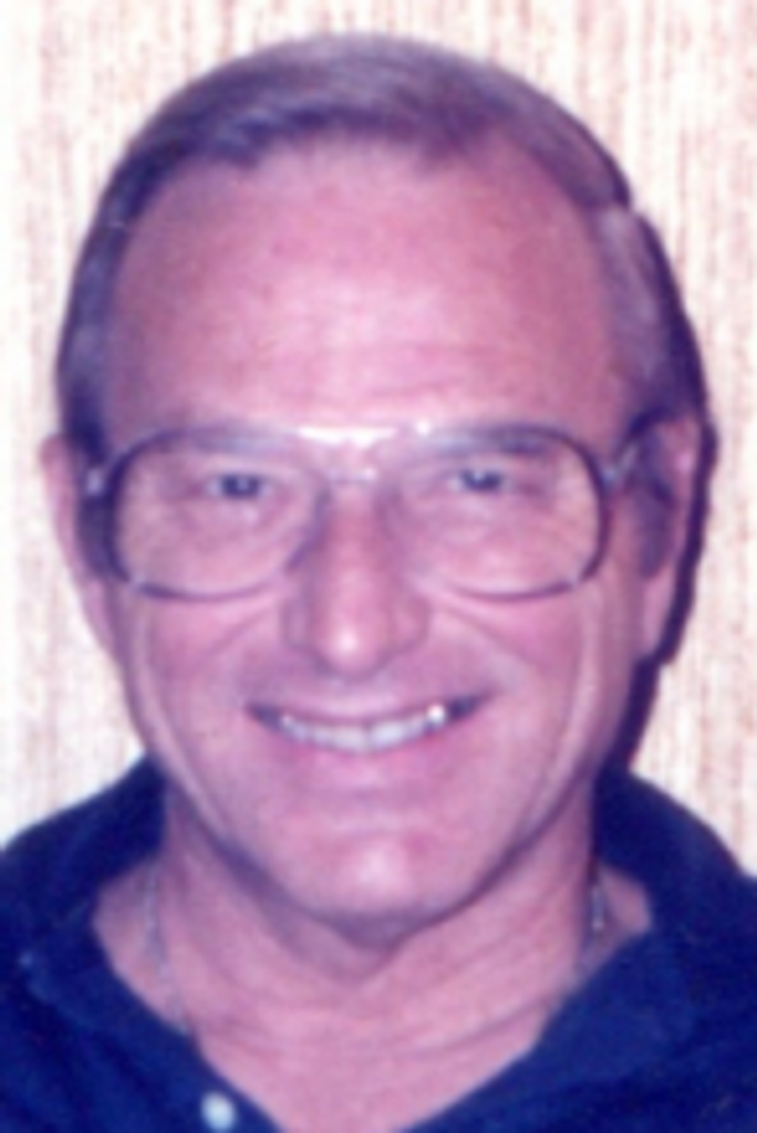 Robert Thomas Petty Profile Photo