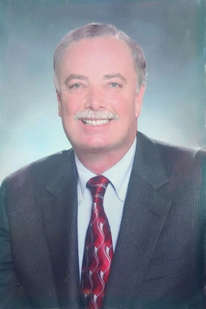Robert Craig Moore Profile Photo