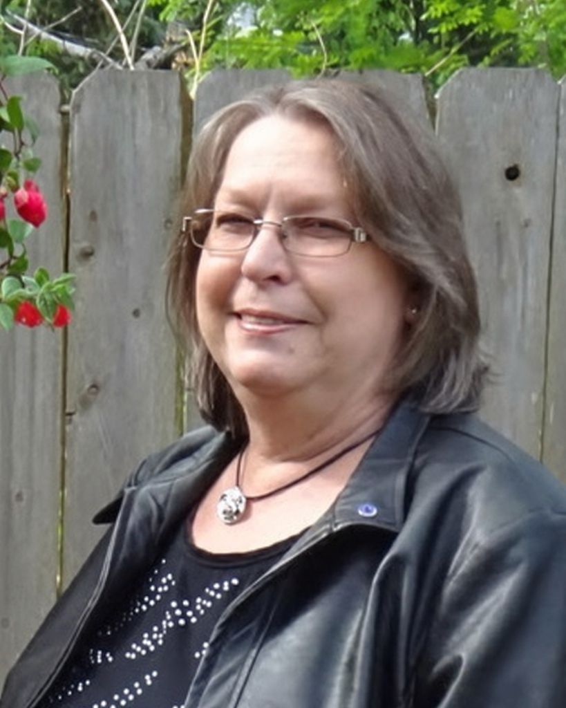 Darlene Lewis