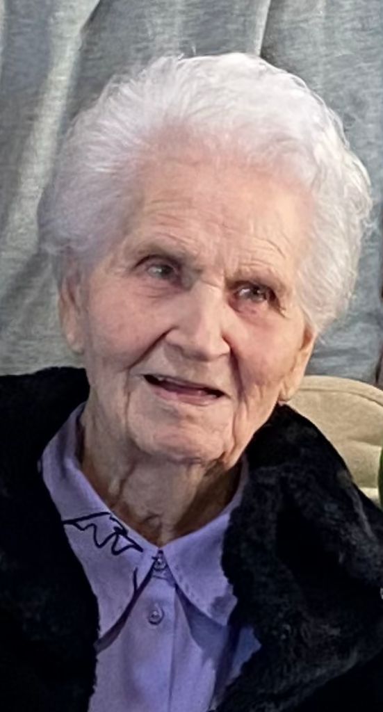 Evelyn E. (Sauser) Fugitt