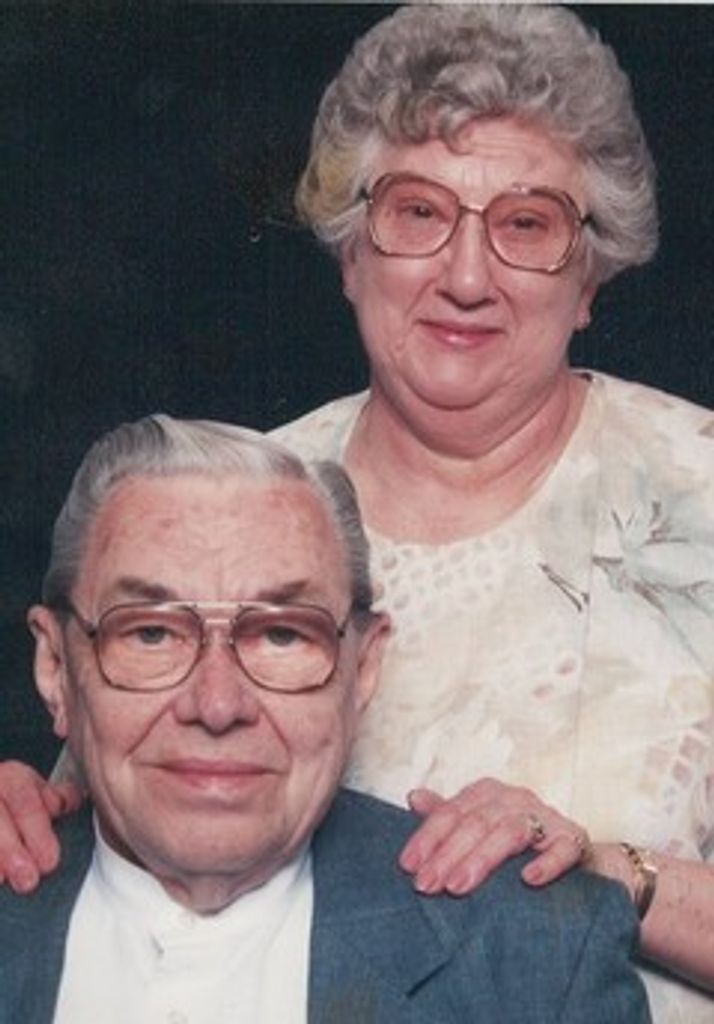 Beverly J. (Walker)  Nicewander