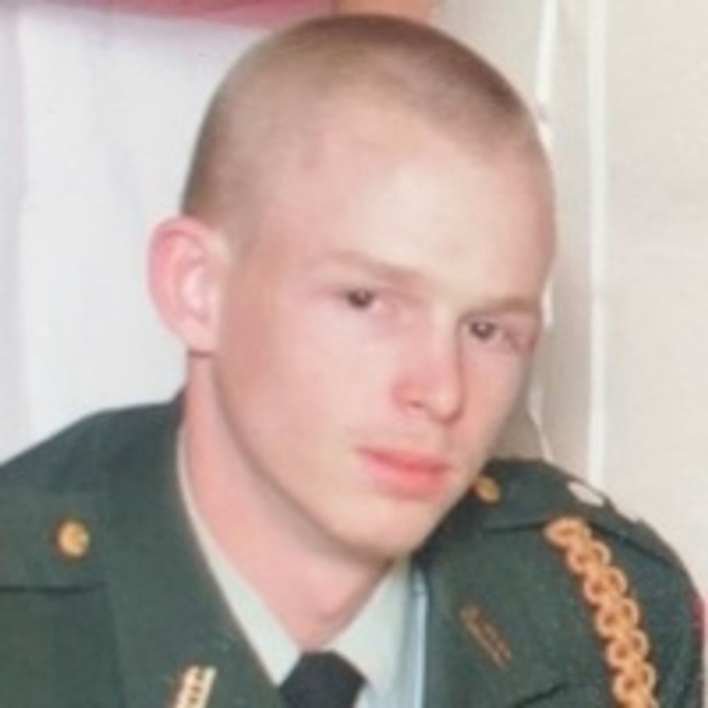 Andrew Saunders