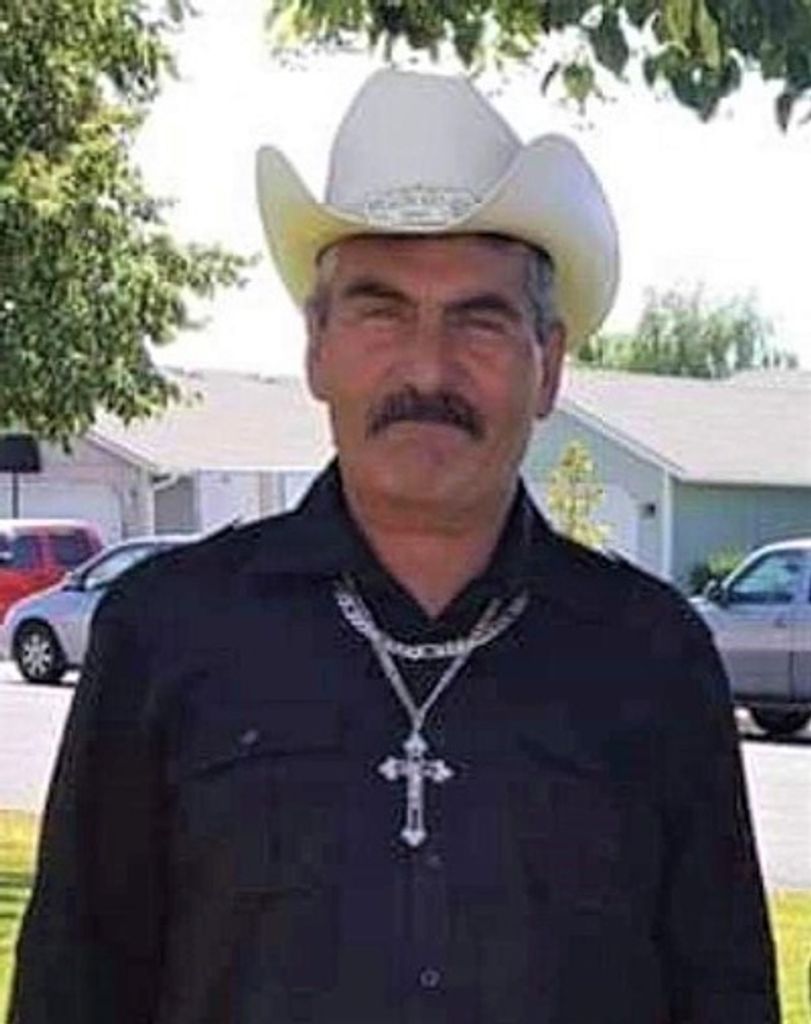 Rogelio Garcia Profile Photo