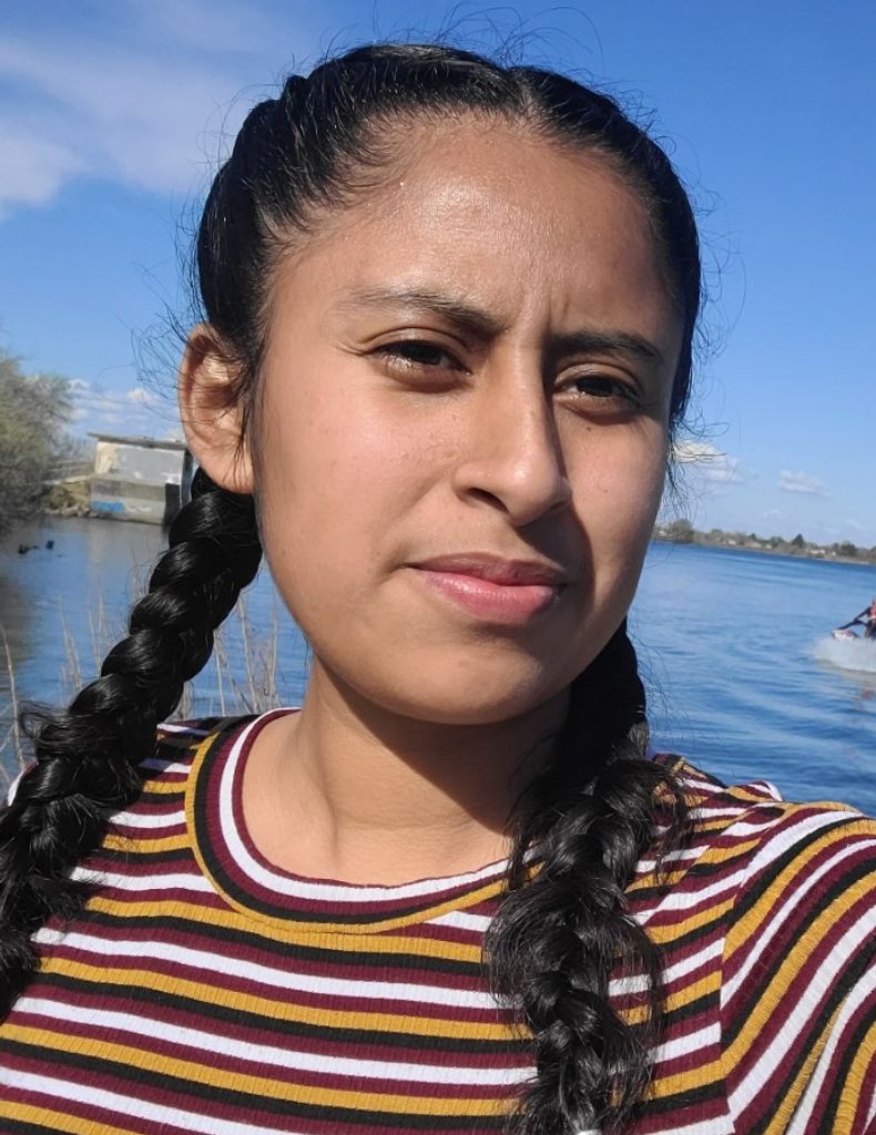 Esmeralda Reyes Reyes Profile Photo