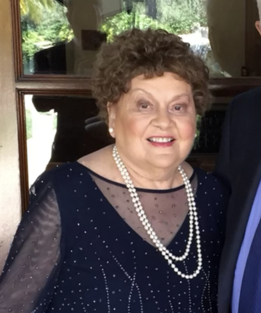 Gloria Zustovich Profile Photo