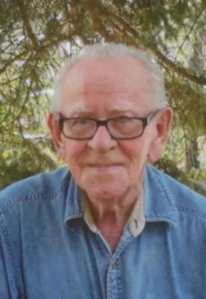 Wilbur D. Holmgren Profile Photo