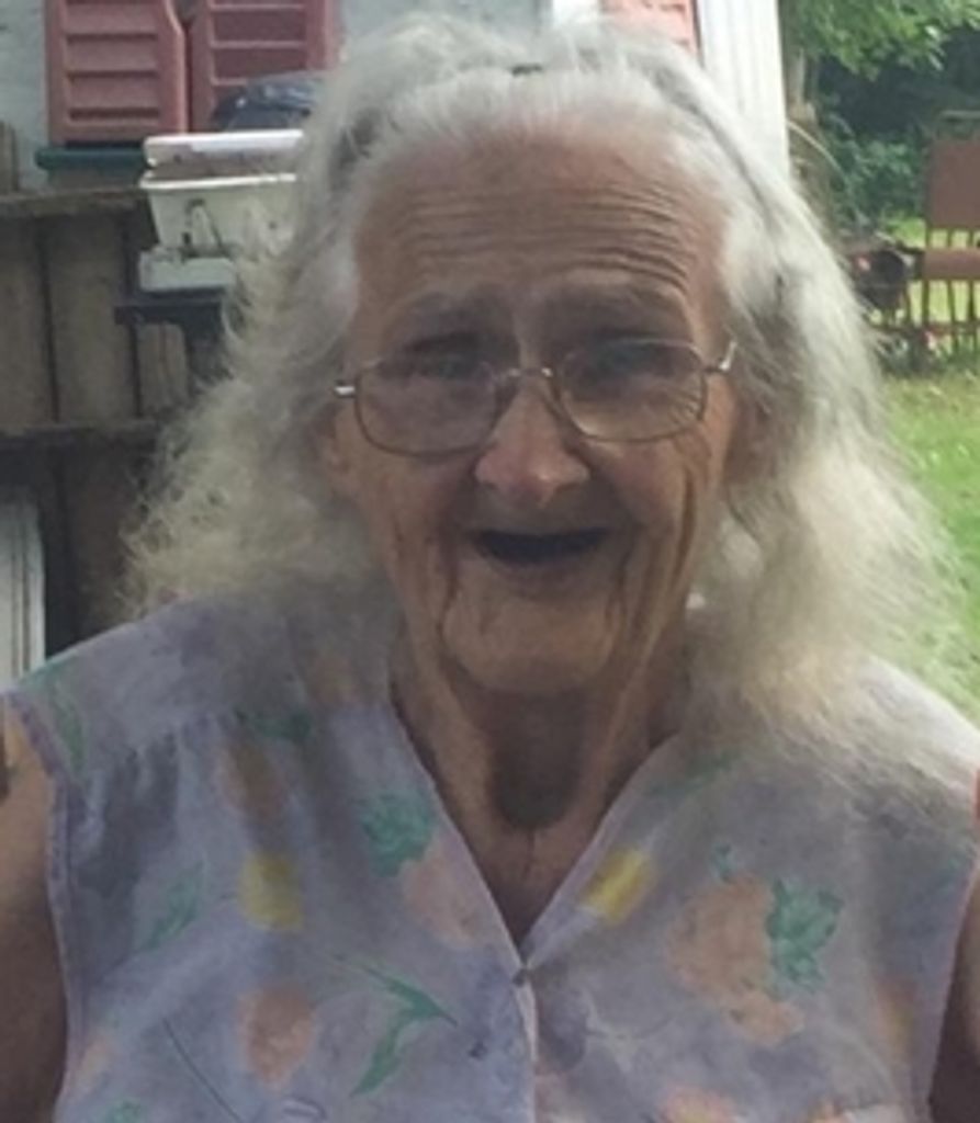 Pauline  J. (Everrett)  Bojczuk