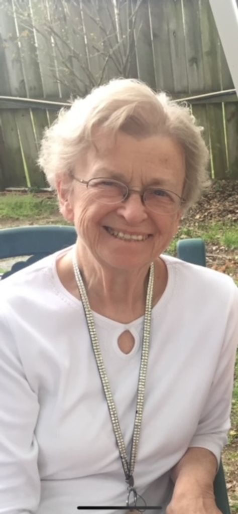 Mary Hofmann Profile Photo