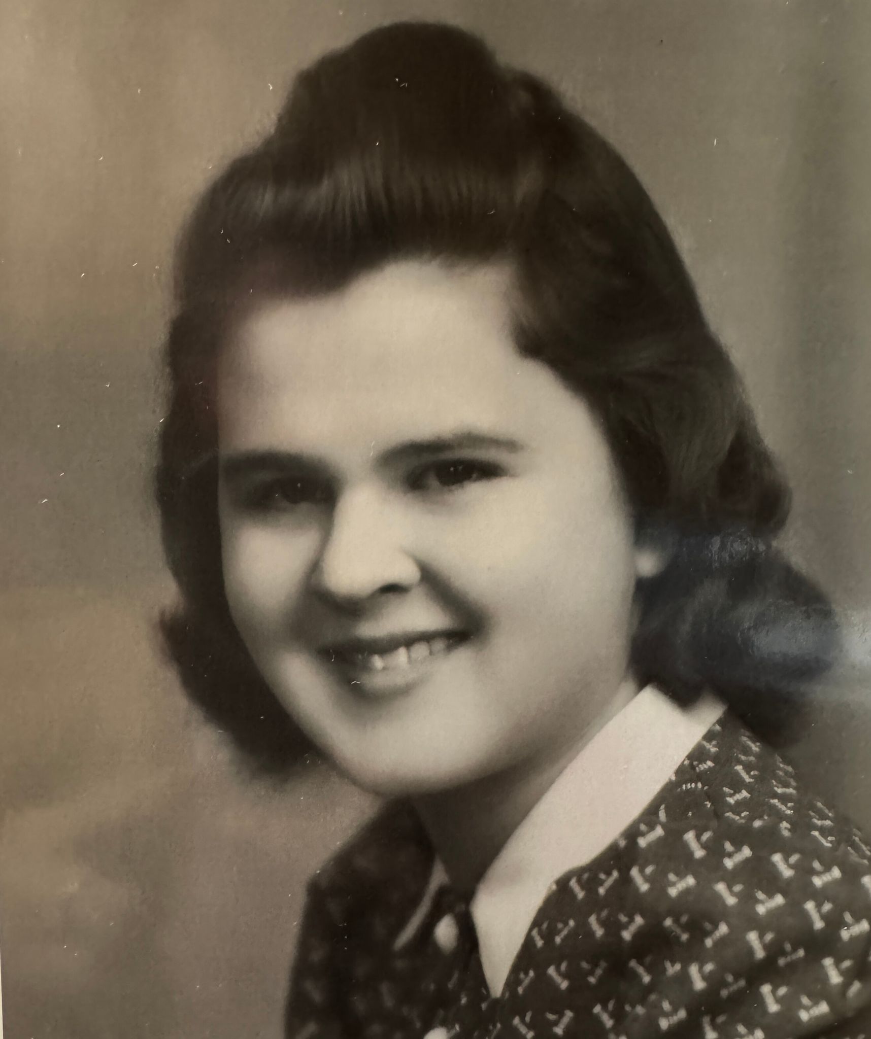 Liela Fridgen photo gallery image 1 of 337