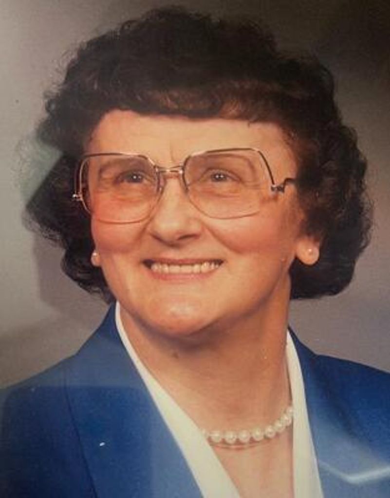 Evelyn E Mervay Profile Photo