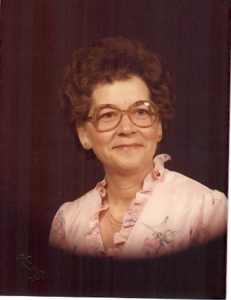 Jewel  Hill Holsomback