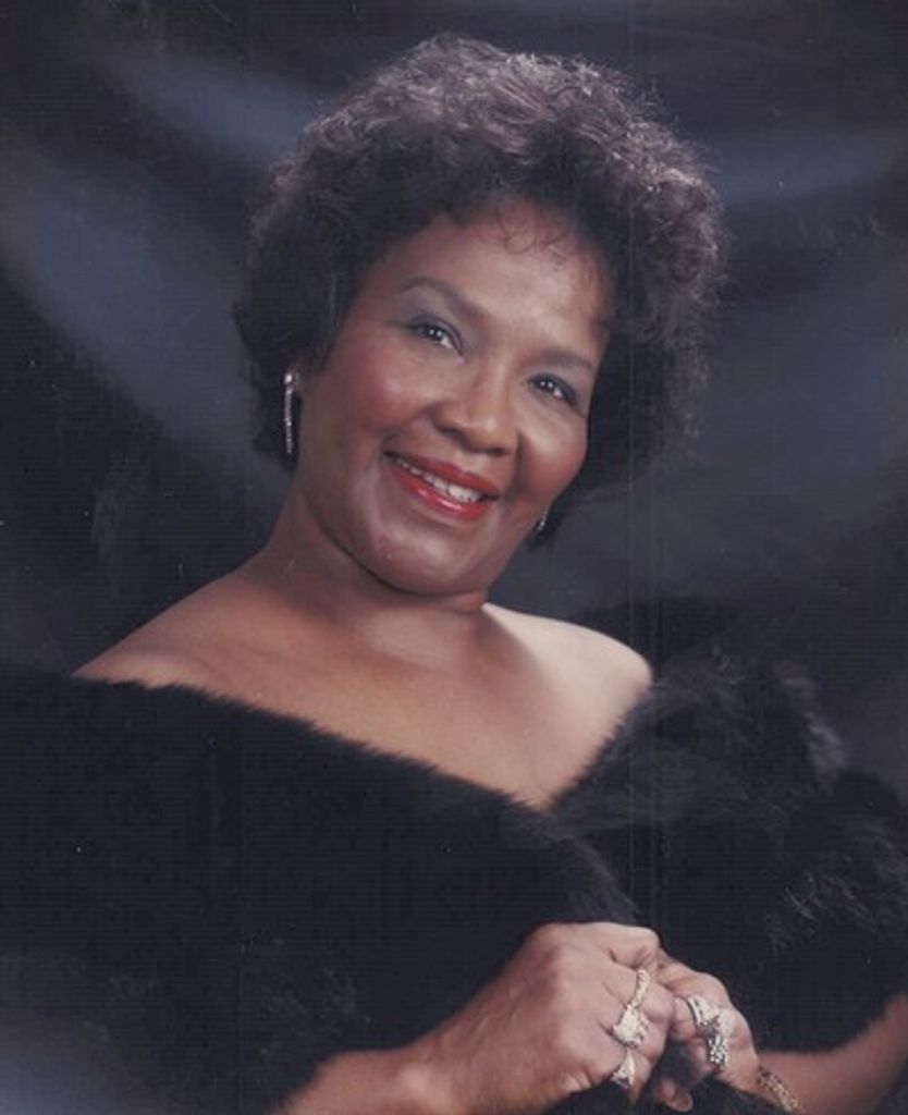 Lillian Lewis Profile Photo